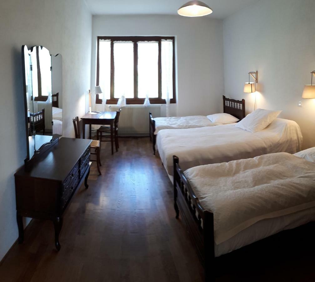 Grand Gite Maison D Alice Auvergne - 15 Personnes Saint-Bonnet-les-Quarts Dış mekan fotoğraf