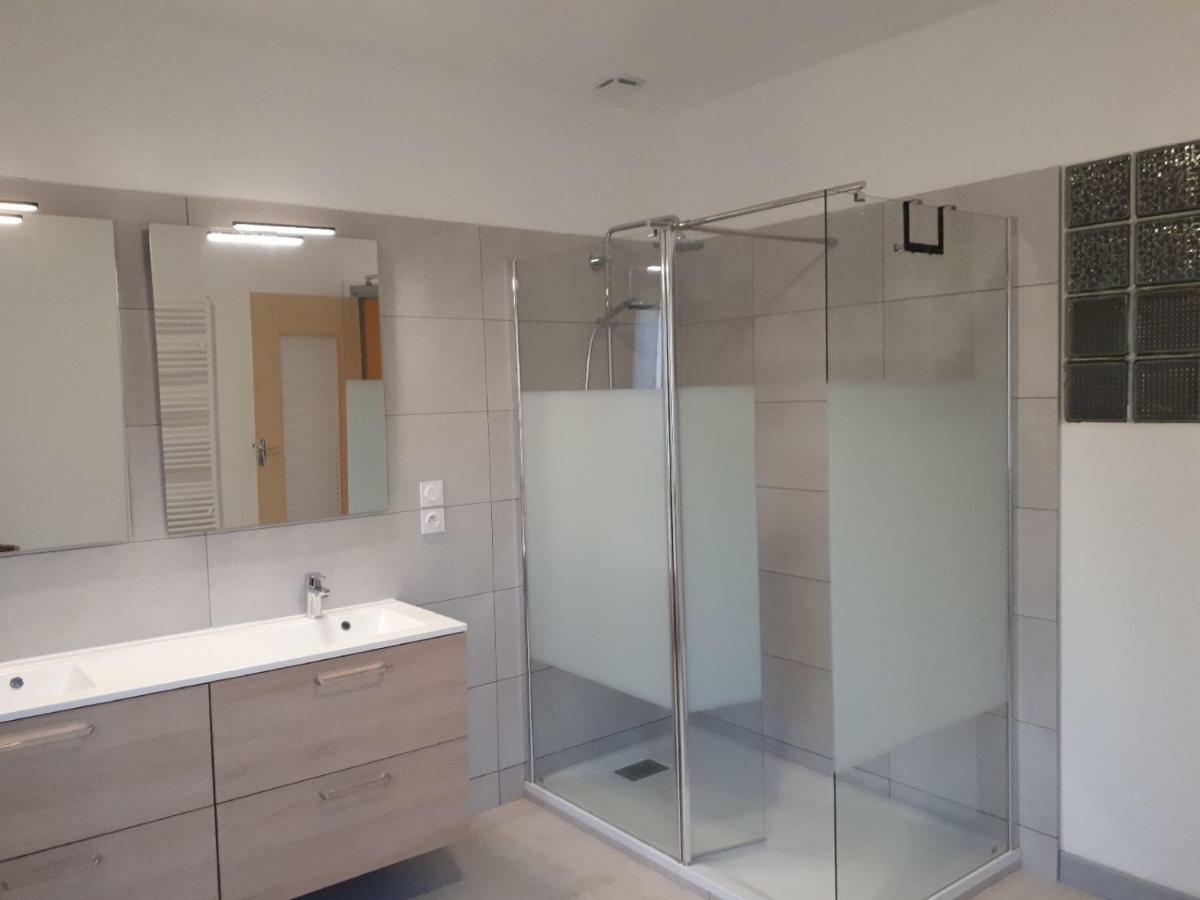 Grand Gite Maison D Alice Auvergne - 15 Personnes Saint-Bonnet-les-Quarts Dış mekan fotoğraf